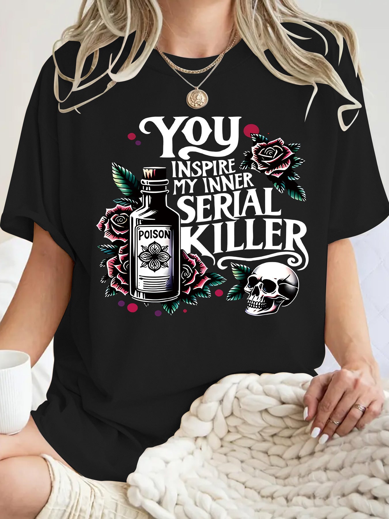 T-shirt Halloween letters and wizard hat