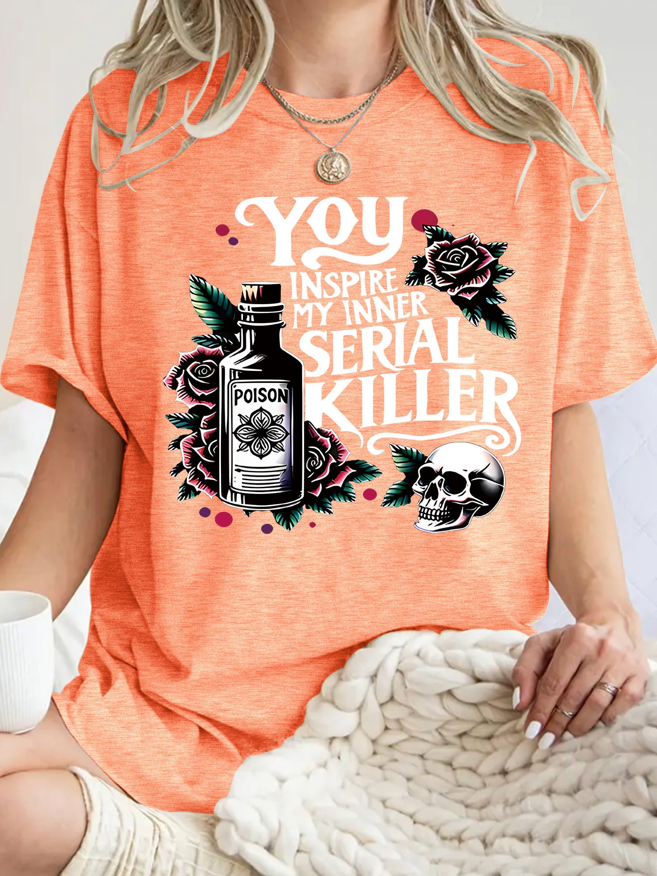 T-shirt Halloween letters and wizard hat